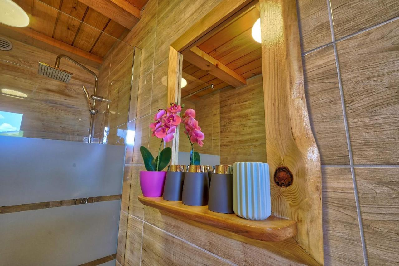 Glamping Brodej Hotel Vitanje Екстериор снимка